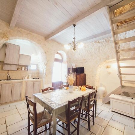 Trulli Antica Fonte Luxury Suite อัลเบโรเบลโล ภายนอก รูปภาพ