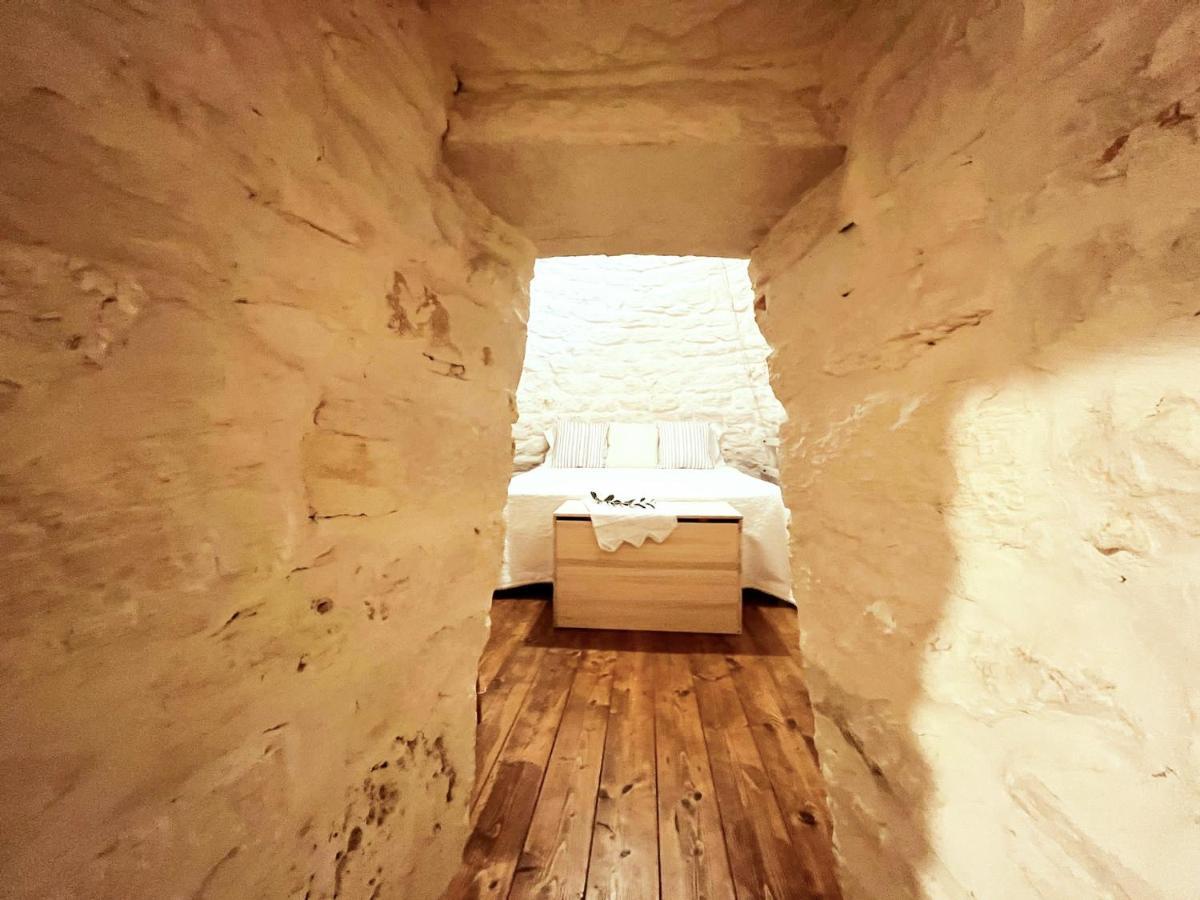 Trulli Antica Fonte Luxury Suite อัลเบโรเบลโล ภายนอก รูปภาพ