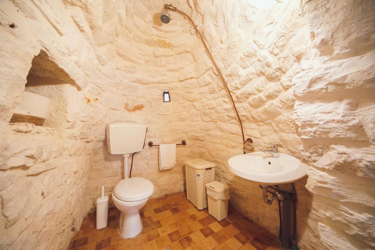 Trulli Antica Fonte Luxury Suite อัลเบโรเบลโล ภายนอก รูปภาพ